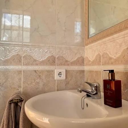 Casa Numero 8 Estepona
